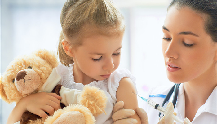 the overall size of the disinfectant market maintains a growth trend and the industry concentration is low