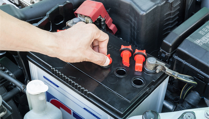 electrolyte solvents have a broad consumer market and a high degree of industry concentration